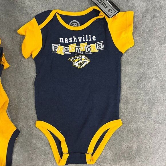 NHL Nashville Predators Hockey Infant Baby Lot of 3 Pack Bodysuit One-piece 18M - Picture 4 of 6